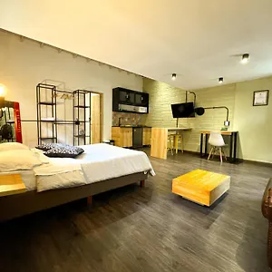 frn101-cozy-loft-located-in-a-popular-in-poblado.colombiamedellinhotels.com/